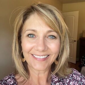 Meet your Posher, Mitzi